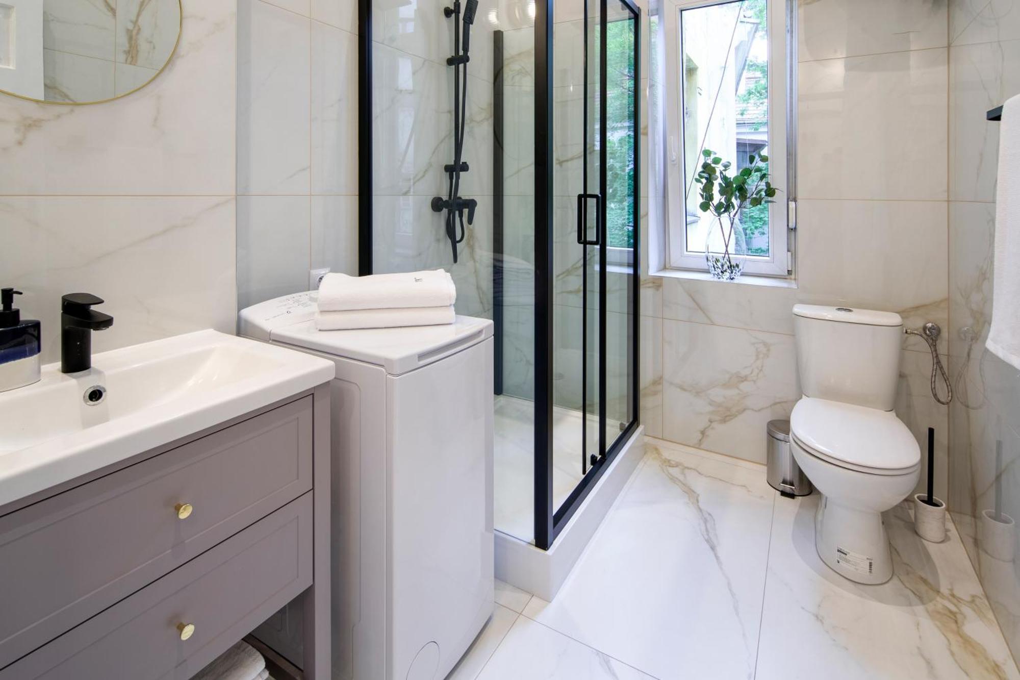 Wawelove Pilsudskiego - 3 Bedroom Apt. With Balcony And Free Parking! 克拉科夫 外观 照片