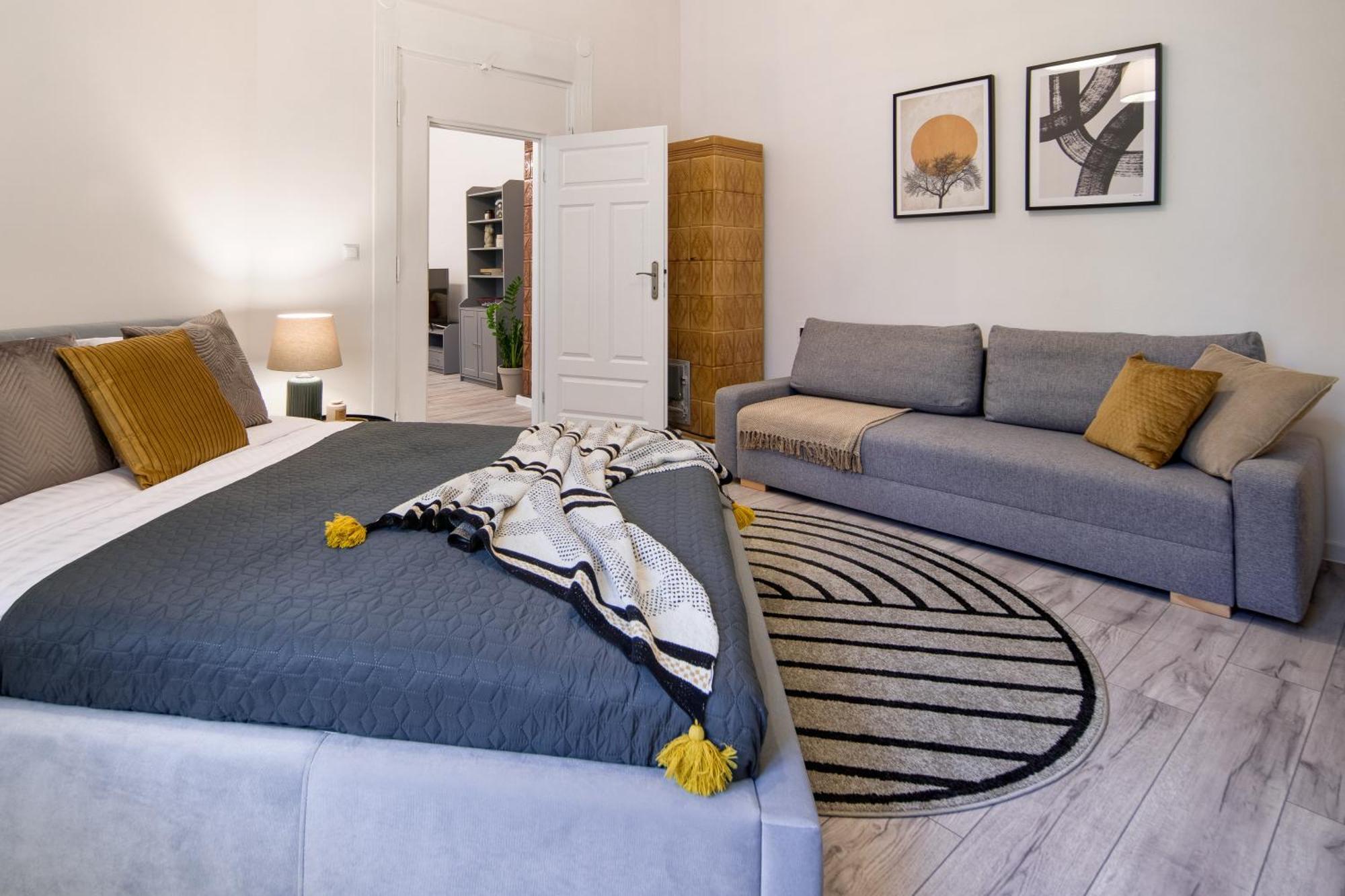 Wawelove Pilsudskiego - 3 Bedroom Apt. With Balcony And Free Parking! 克拉科夫 外观 照片